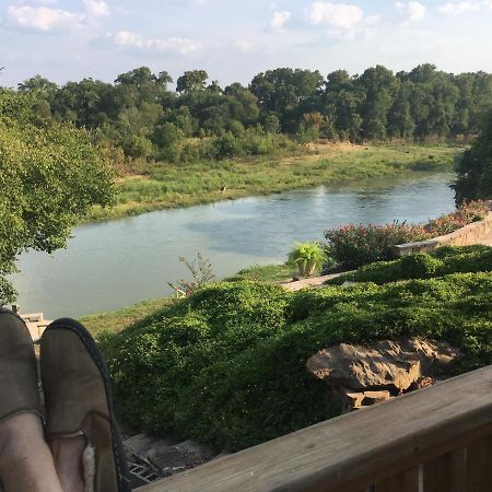 The Perry Riverhouse 巴斯特罗普 外观 照片