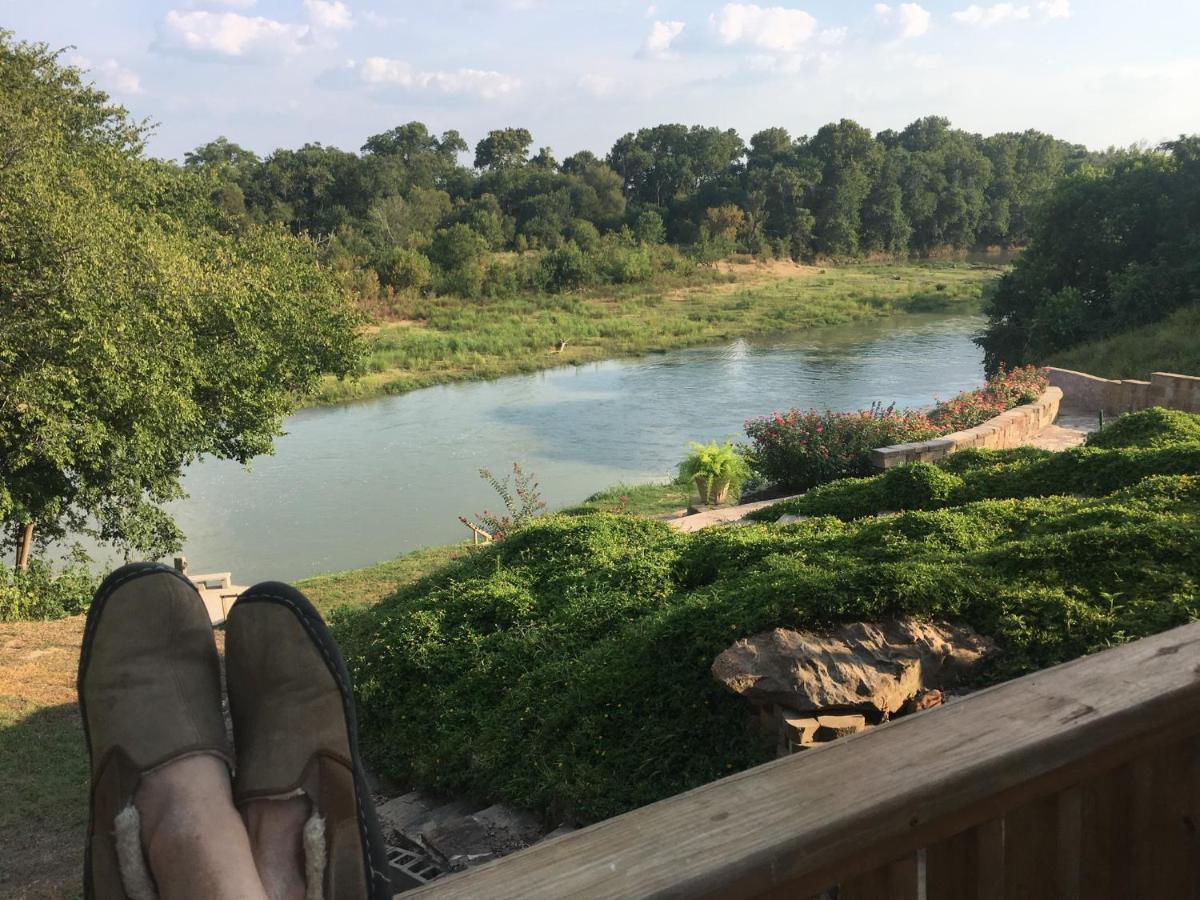 The Perry Riverhouse 巴斯特罗普 外观 照片